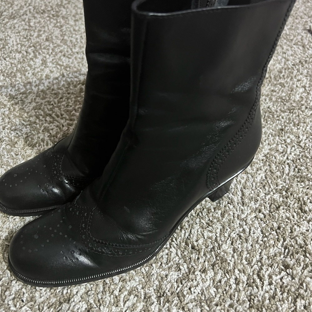Leather boots